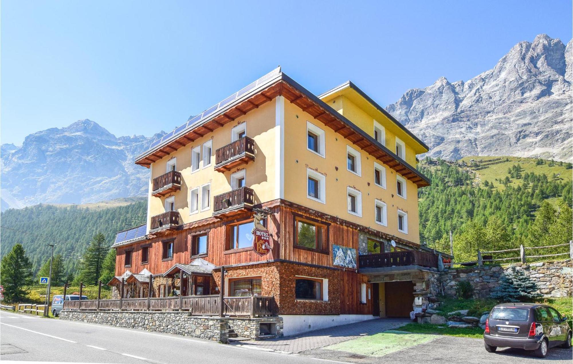 Stunning Apartment In Valtournanche With Kitchen 瓦托内切 外观 照片